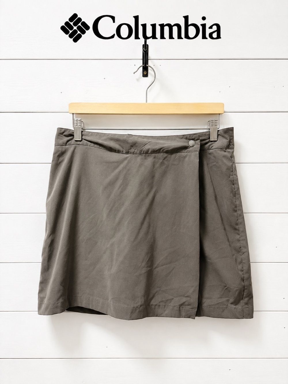 Columbia Gray Wrap Skort – Women’s Size 8
